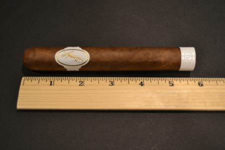 Davidoff White Edition Robusto Gordo - The Tobacconist of Greenwich