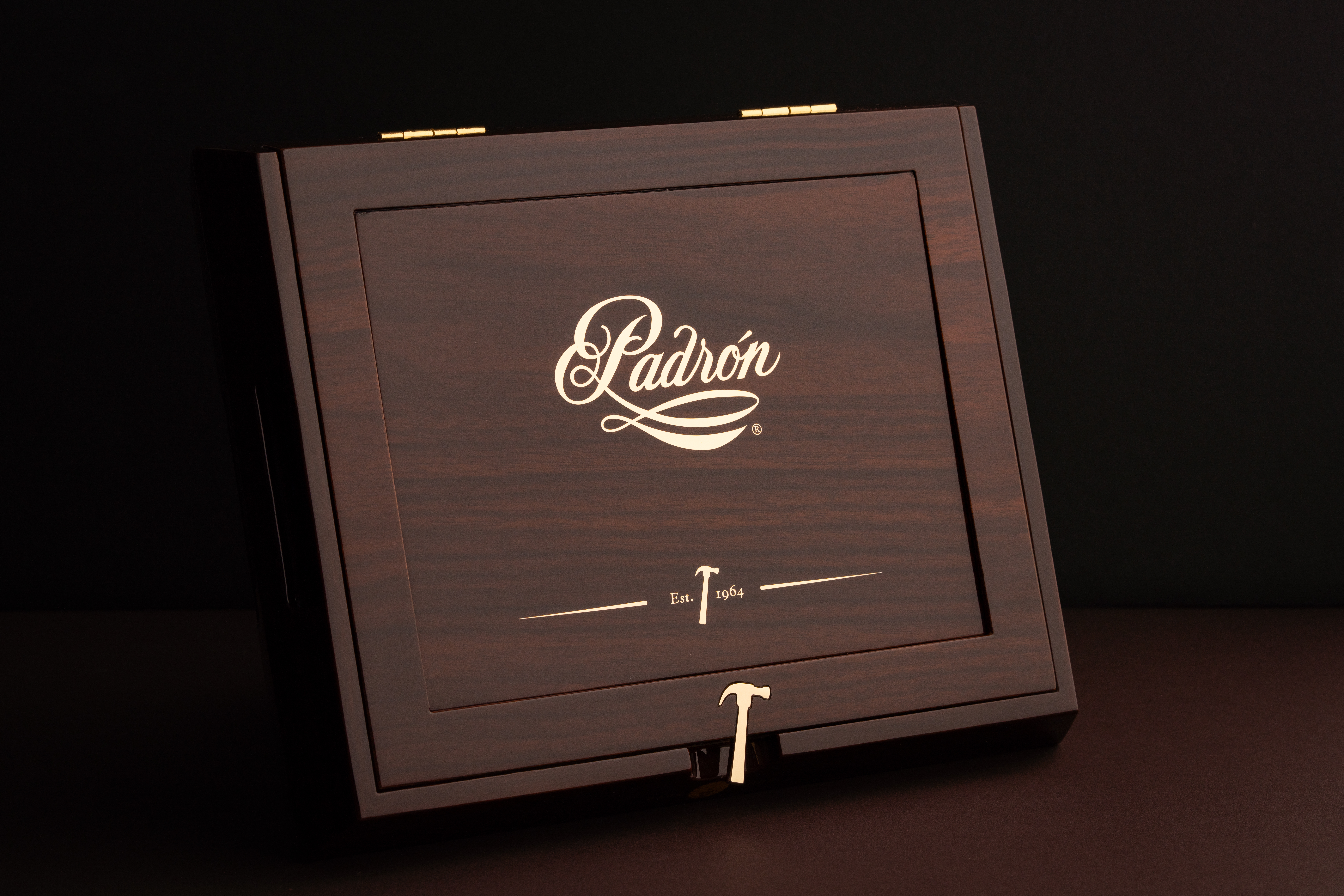 Box image of the Padron Rare Finds A Hammer & A Dream Natural Cigar Box