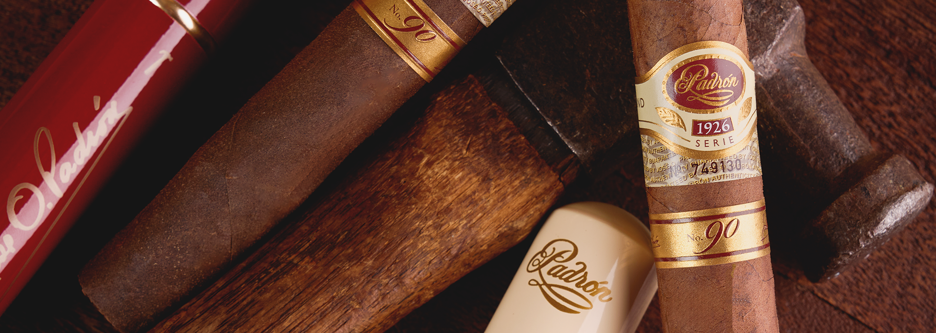 graduation-cigar-gifts-gifting-padron-aniniversary-series.png