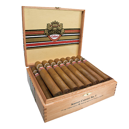 Ashton Cabinet No. 7 cigar