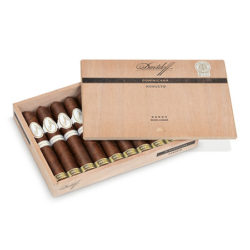 Davidoff Dominicana cigars robusto