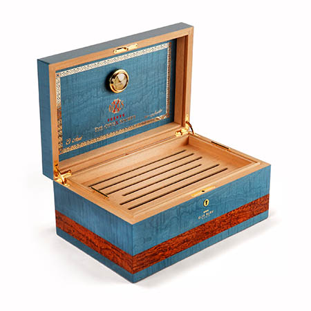 Fuente OpusX Society Elie Bleu cigar accessories