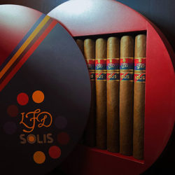 LFD La Flor Dominicana solis cigar