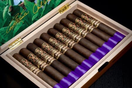 Arturo Fuente Fuente Opus X Heaven and Earth Tauros the bull cigar