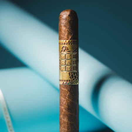 Limited edition Meerapfel Creation Liberte 6 x 50 Toro cigar with a vintage Cameroon wrapper